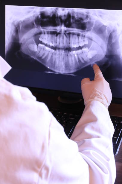 Best Walk-In Emergency Dental Services in Oak Park, CA